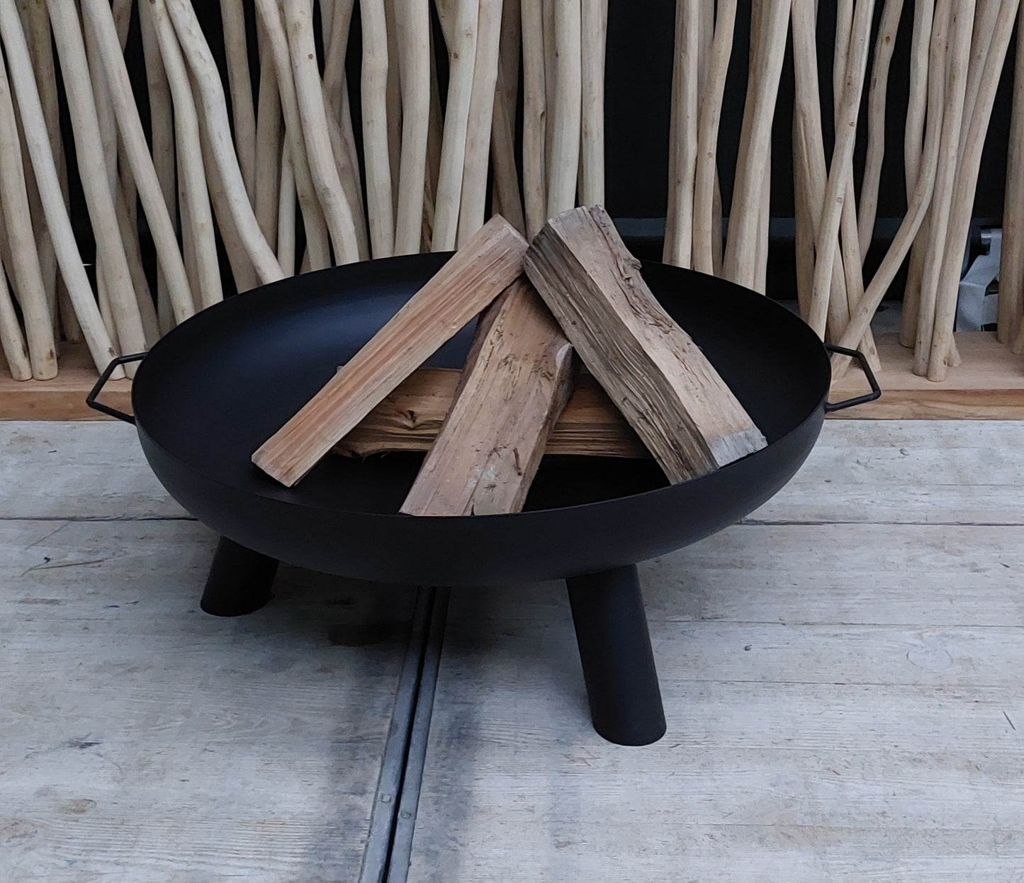 Fire bowl 88 x 78 x 31 cm in black steel