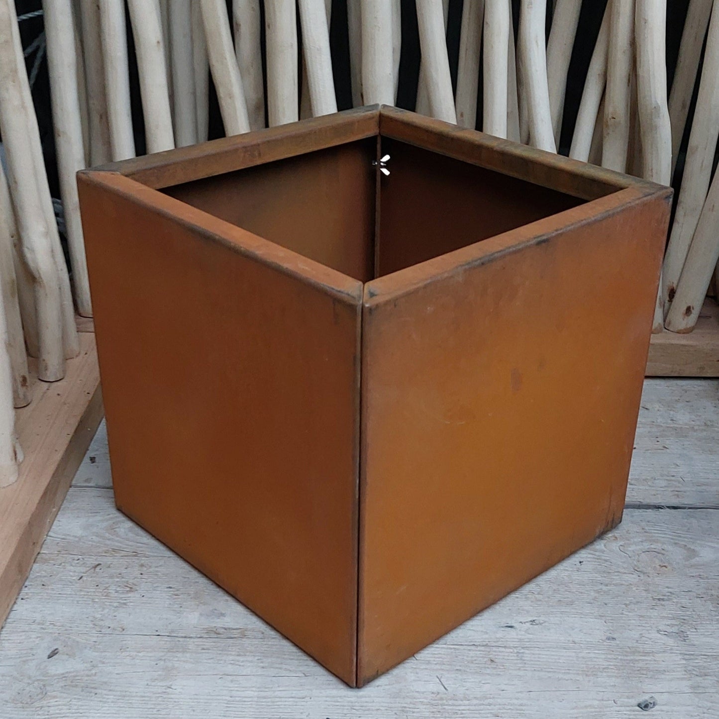 Plantenbak in voorgeroest cortenstaal 50 x 50 x 50 cm
