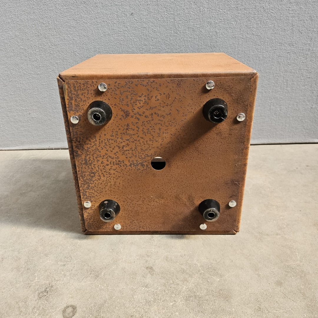 Planter in pre-rusted corten steel 30 x 30 x 30 cm