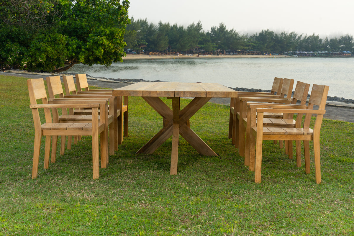 Table de jardin rectangulaire haut de gamme en teck Silang 200 cm