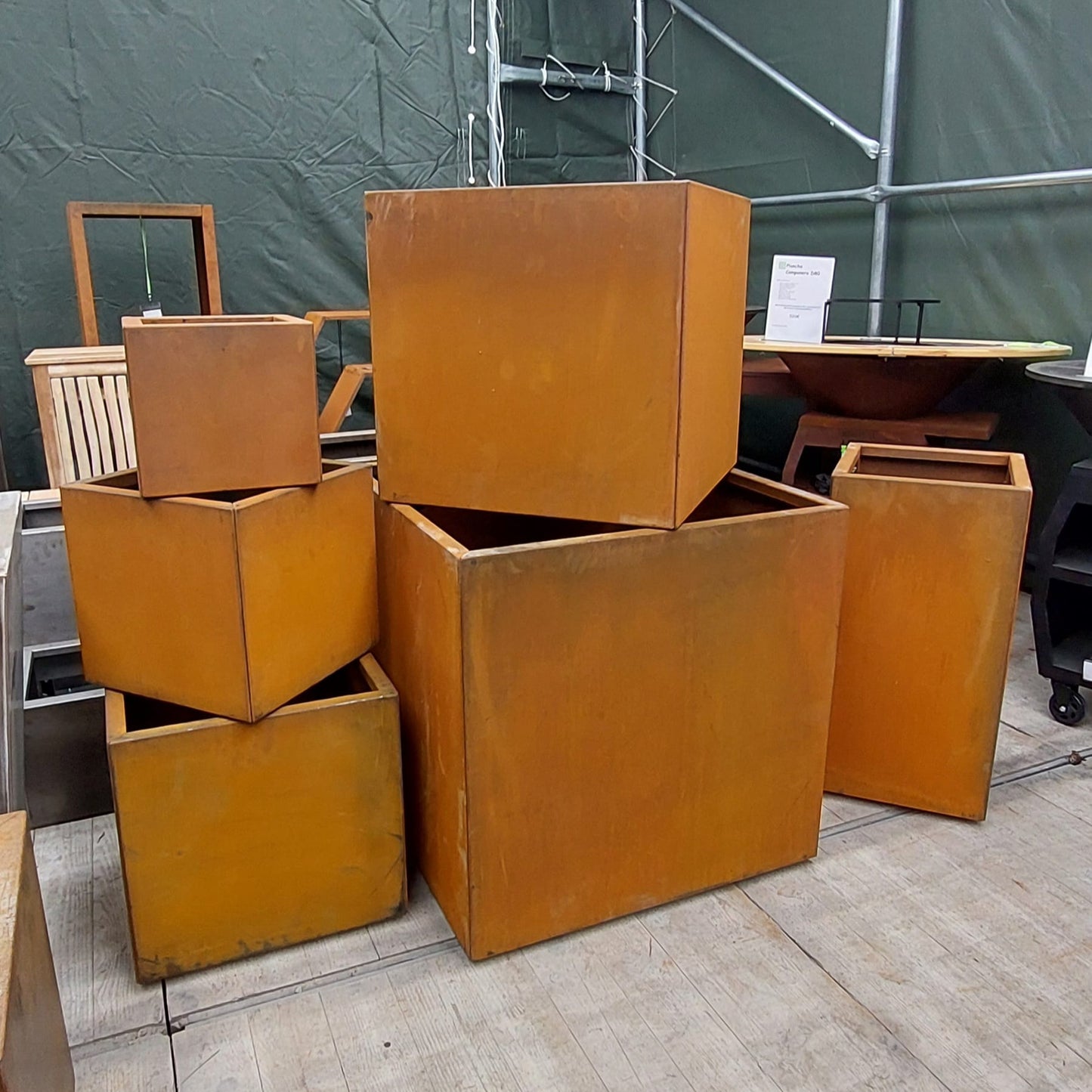 Plantenbak in voorgeroest cortenstaal 80 cm x 80 x 80