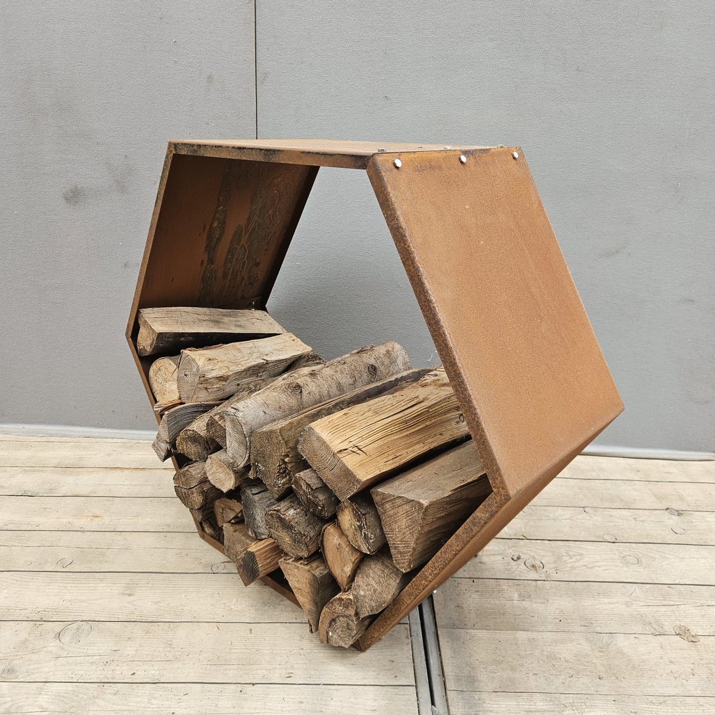 Rangement pour bois Modèle nid d'abeille H 87 cm