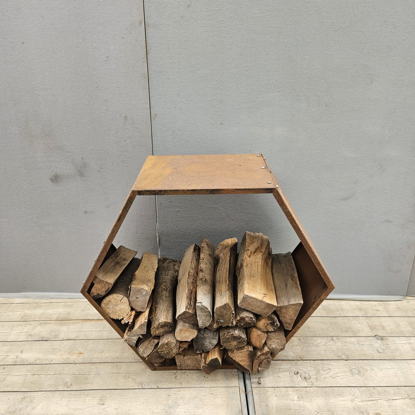 Rangement pour bois Modèle nid d'abeille H 87 cm