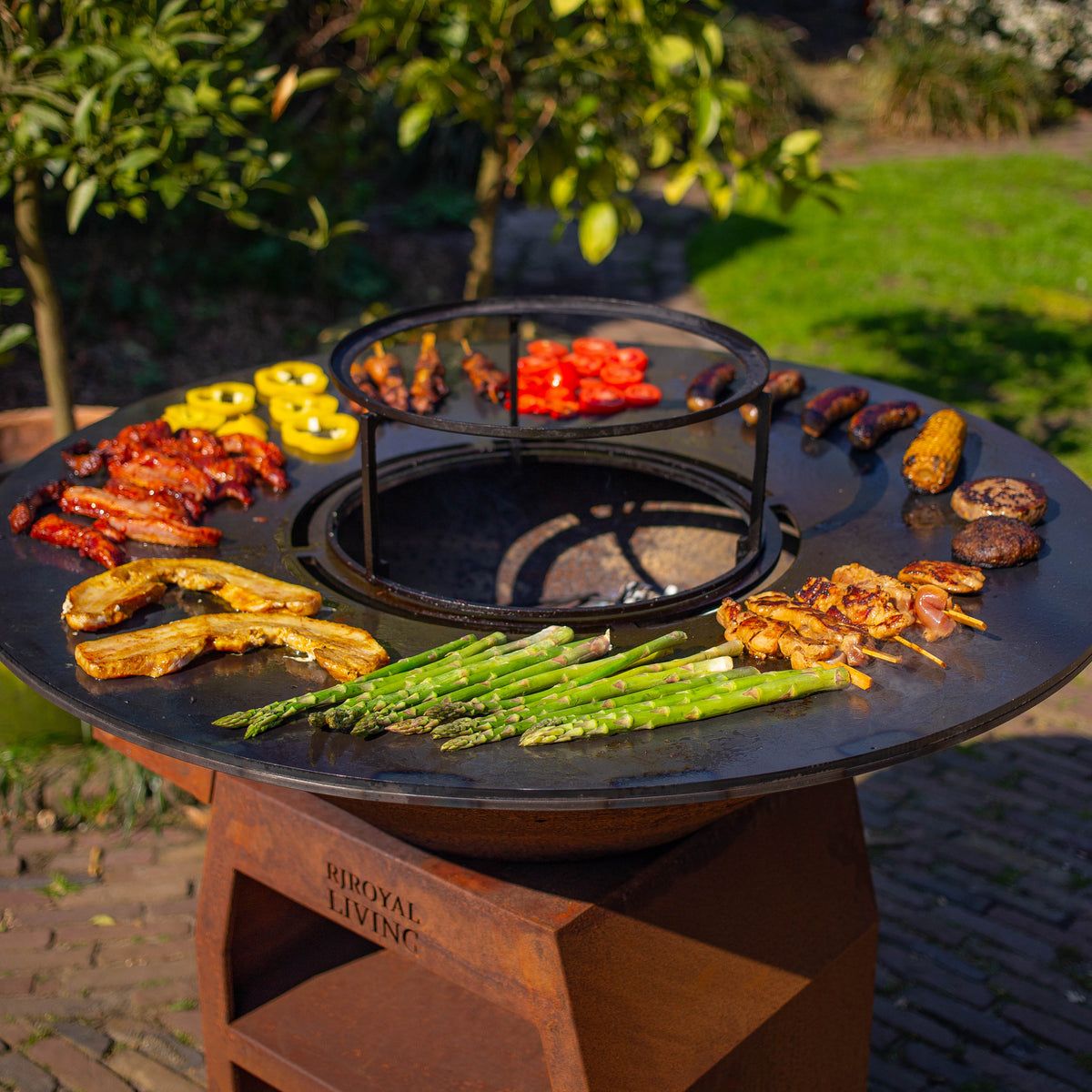 BBQ Plancha Grill Maestro XXXL Ø100cm Corten Steel - With Large Wheels and Wood Storage