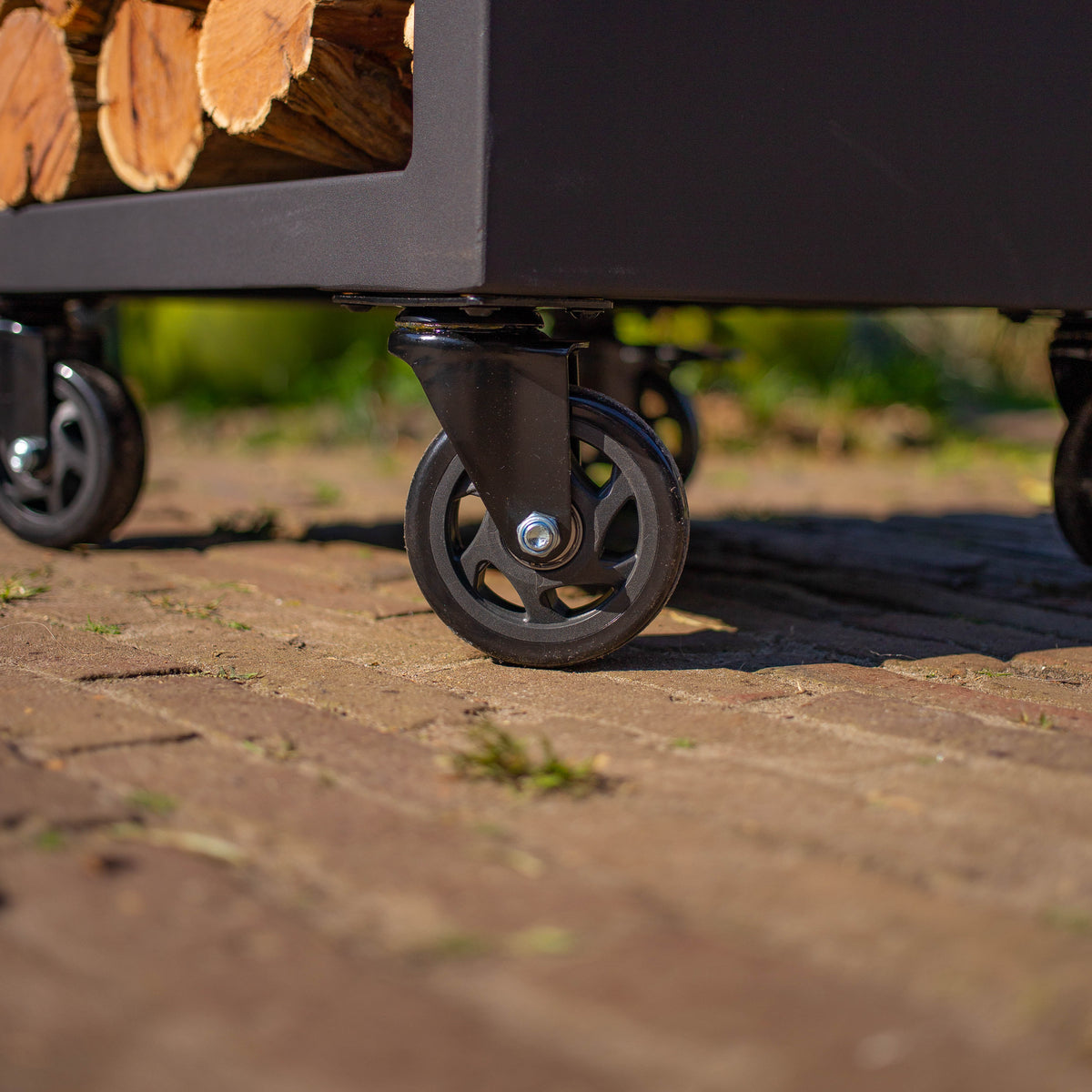 BBQ Plancha Grill Maestro XXXL Ø100cm Blackline - Met Grote wielen en houtopslag