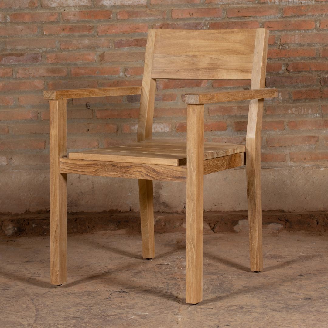 Chaise de jardin empilable en teck haut de gamme Salawati 1er