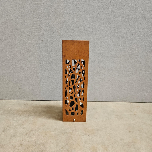 Lampe de jardin H50 cm avec motif en acier corten