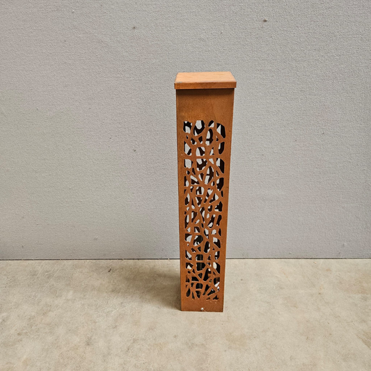 Lampe de jardin H80 cm avec motif en acier corten