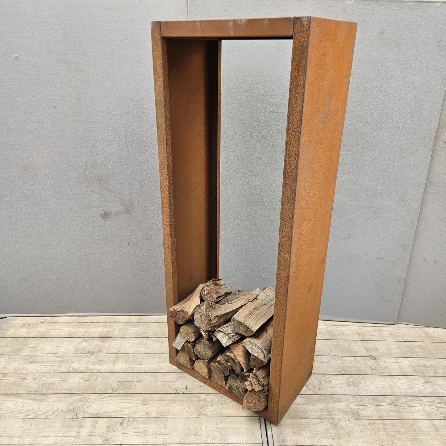 Corten steel wood storage H150 cm Model rectangle