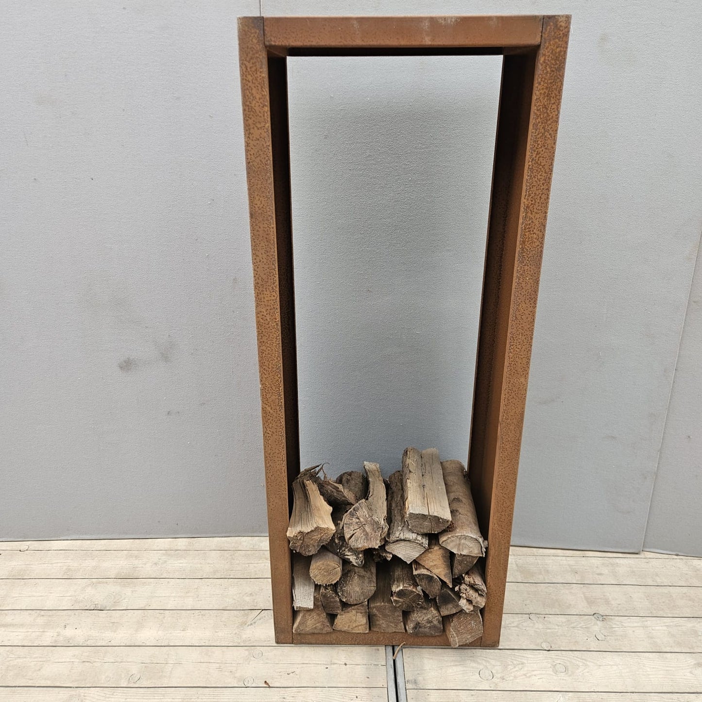 Corten steel wood storage H150 cm Model rectangle