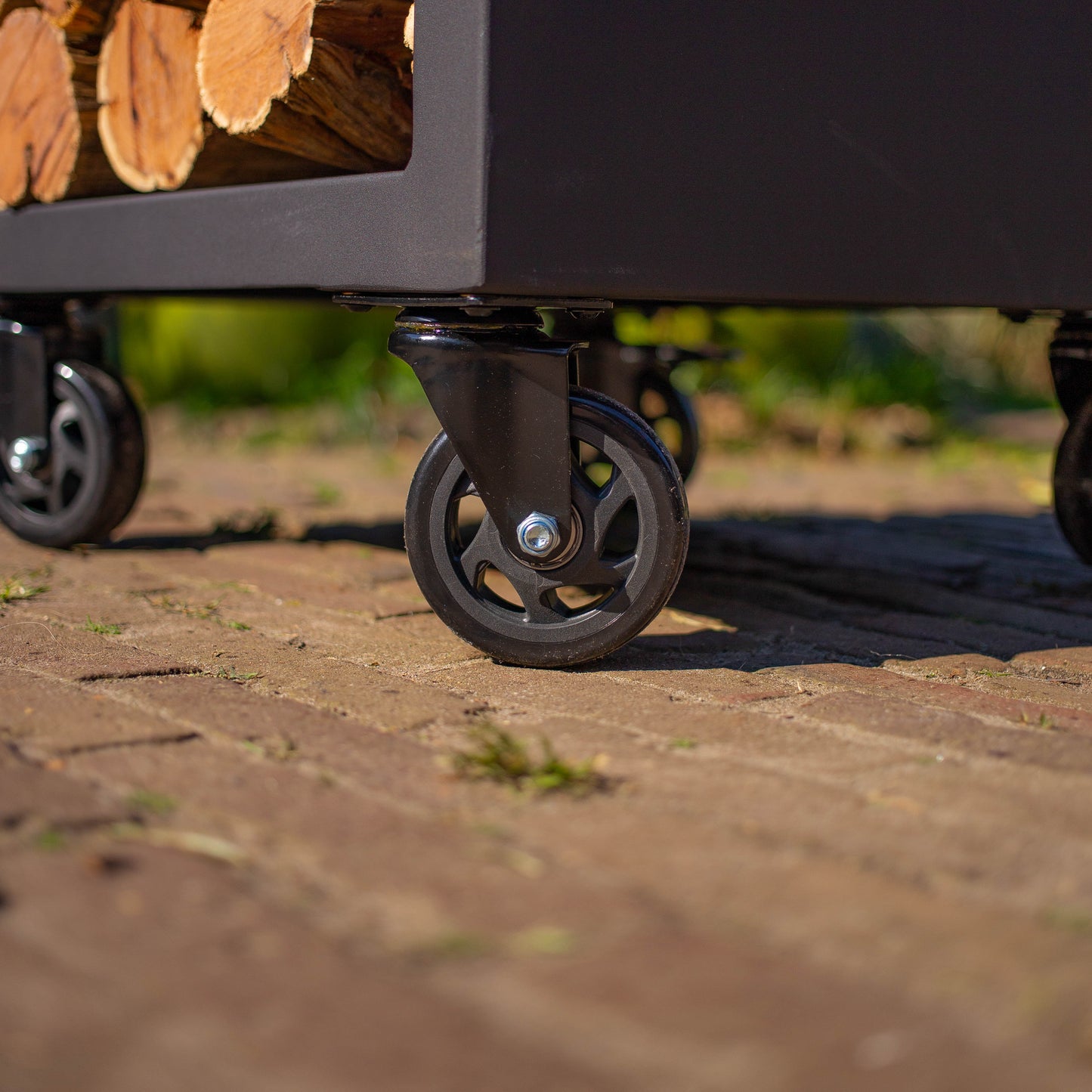 BBQ Plancha Grill Maestro XXXL Ø100cm Blackline - Met Grote wielen en houtopslag