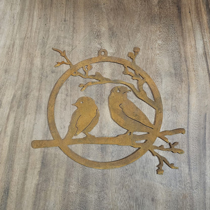 Tortelduifjes op een tak, corten