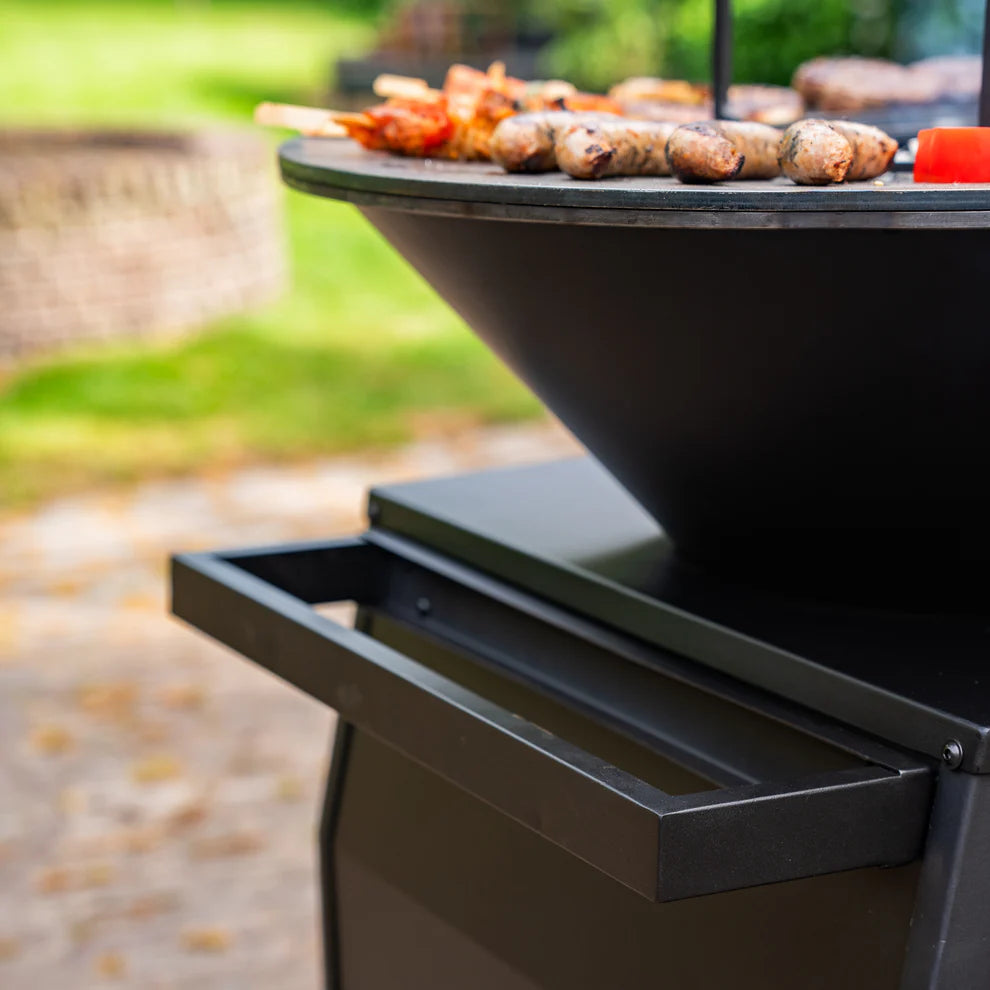 BBQ Plancha Grill Big Jack Black 3.0 - With poker and wood storage