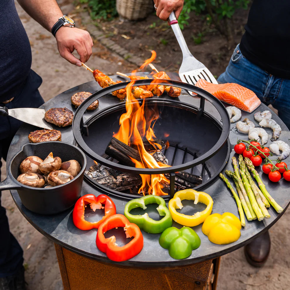 BBQ Plancha Grill Cortenstaal 8mm Camarada 2.0 - Met pook houtopslag Ø70cm